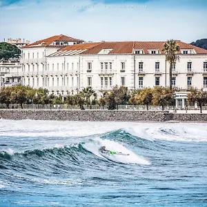 Grand Des Sablettes Plage, Curio Collection By Hilton La Seyne-sur-Mer